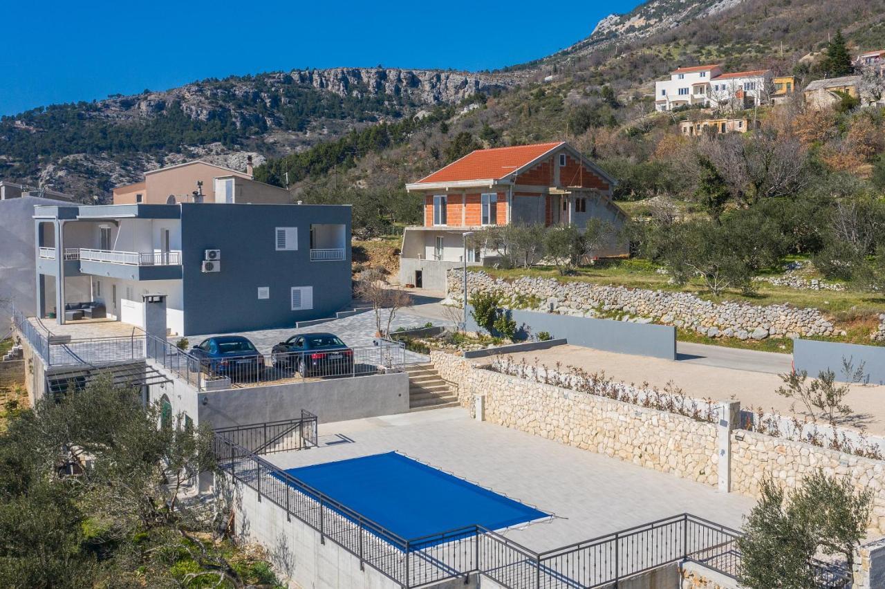 Villa Violeta With Amazing Sea View Макарска Екстериор снимка