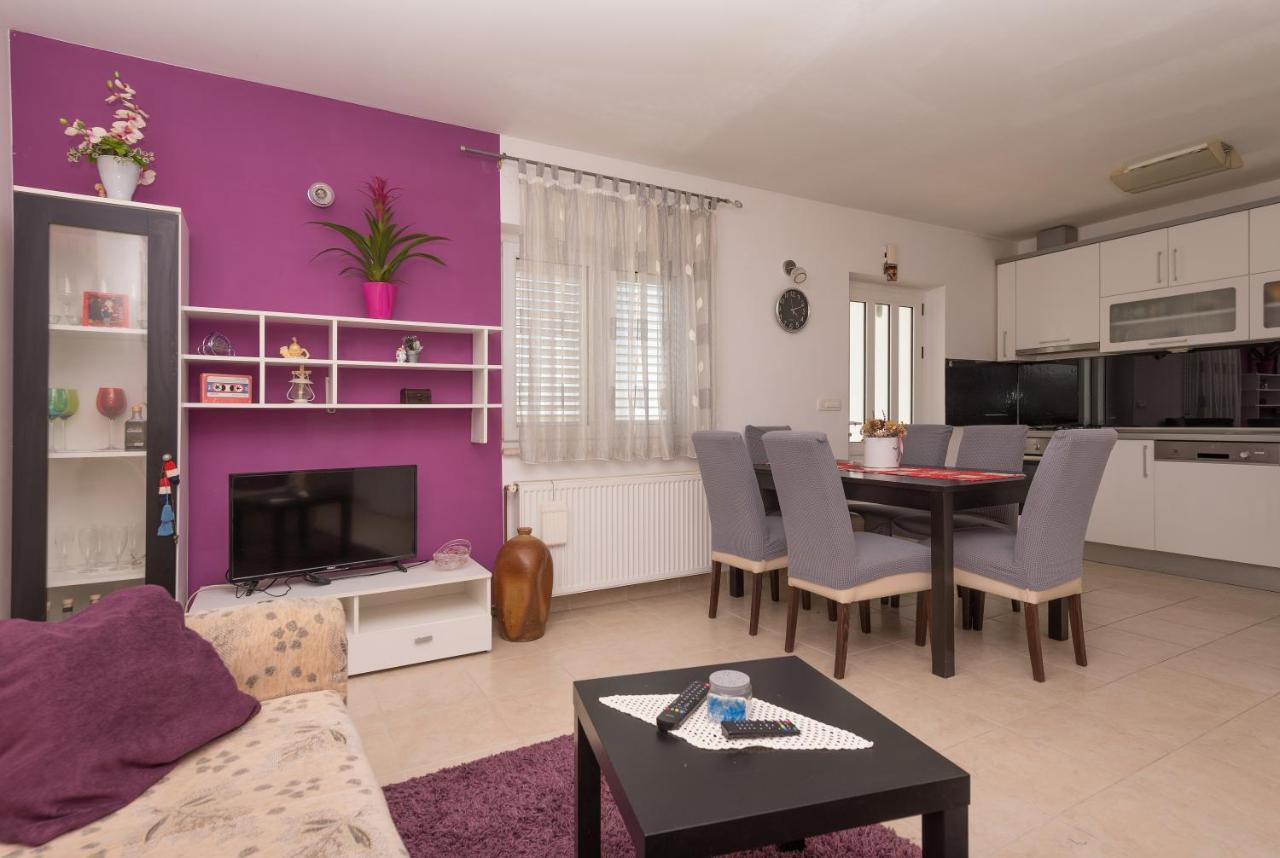 Villa Violeta With Amazing Sea View Макарска Екстериор снимка